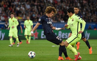 هادل: داوید لوئیس مثل کودک هشت ساله‌ دفاع می‌‌کند!