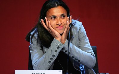 مارتا:  جنبه مالی نقش حیاتی در فوتبال زنان بازی می‌کند