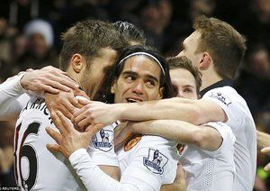 شادی شیاطین سرخ|آستون ویلا 1 - 1 منچستر یونایتد / لیگ جزیره