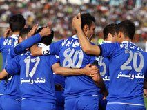 «فوتبال‌فارسی» | یک نيمكت و جنگ قدرت بين 5 نفر