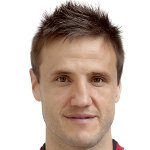 کارلوس گورپگی ناوْسیا/اتلتیک بیلبائو /اسپانیا / باشگاهی / مردان (427)/45