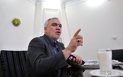 فتح‌الله‌زاده: با طرح عدم شفافیت مالی در پی تاخیر در واگذاری‌ها بودند