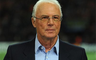 بکن‌باوئر: نویر در خروج‌هایش برابر الجزایرخوش‌شانس بود