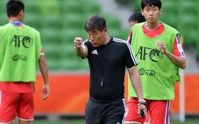 سرمربی کره شمالی منتظر عملکرد بهتر بازیکنانش در مقابل عربستان