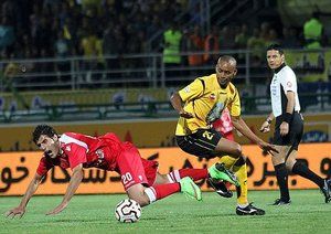 لوسیانو پریرا - علیرضا نورمحمّدی|سپاهان 1 - 0 پرسپولیس / لیگ برتر