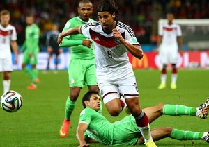 سامی خدیرا - عِیسی ماندی