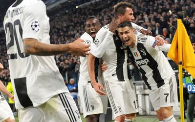 کلاس تاکتیک |  آتش زیر خاکستر؛ آنالیزفنی بازی یووه و والنسیا