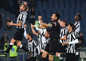 شادی بازیکنان یووه|لاتزیو 0 - 3 یوونتوس / سری آ