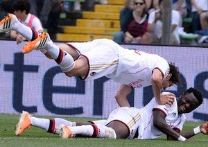 کاکا - سولی علي مونتاری|جشن سولی مونتاری بعد از بازشدن  دروازه اتالانتا.