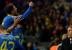 شادی بازیکنان بیت بوریسوف|بیت بوریسوف 3 - 2 رم / لیگ قهرمانان