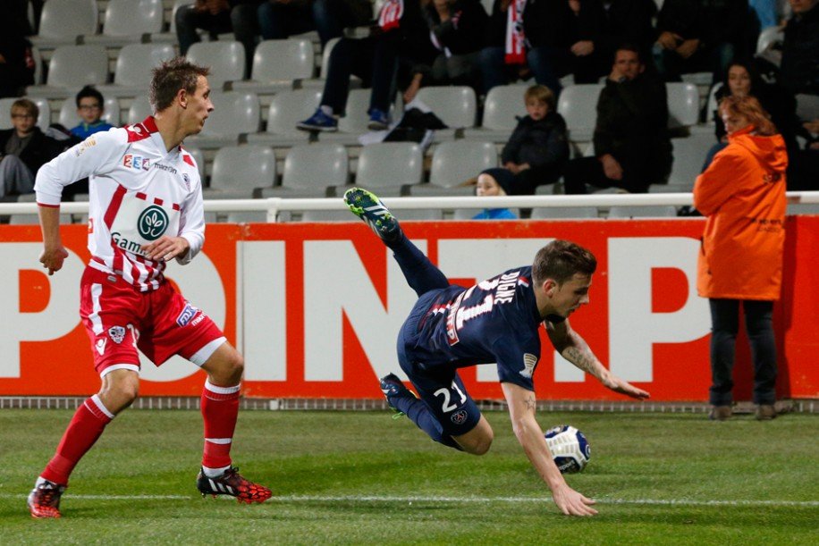 AJACCIO - PSG digne.jpg