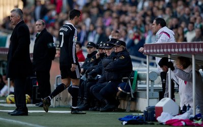 آنجلوتی: درباره رونالدو قضاوتی ندارم!