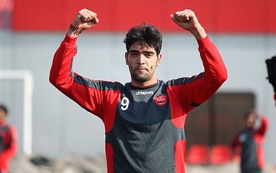 حقیقی: نمی‌دانم چرا استقلالی‌ها می‌گویند از نظر مهره بهتر هستند/آنها نمی‌توانند تحقیرمان کنند