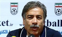 هفته سوم لیگ برتر | ابراهیم‌زاده: زمین‌خوردن بازیکنان نفت تعجب‌آور بود