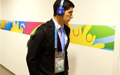 باشگاه بارسلونا آماده جذب سوارز است