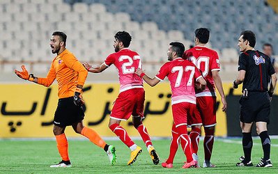 سوشا مكانی‌: انزلی‌چی‌ هستم اما برای پرسپولیس جان می‌دهم! / داور چهارم مرا عصبانی‌ كرد