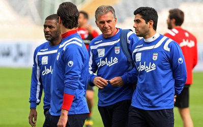 کادر فنی تیم ملی سریعاً تشکیل جلسه می‌دهد / کی‌روش فردا در تهران