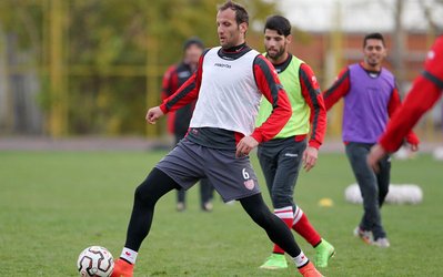 بنگر: هنوز نتوانستم به برانکو کمک کنم/ در پرسپولیس کسی روحیه بازی کردن ندارد