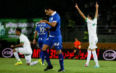 گزارشی از دلایل ناکامی استقلال در ٣ بازی اخیر / از کم‎‌کاری بازیکنان تا مربی که از شکست متواری است