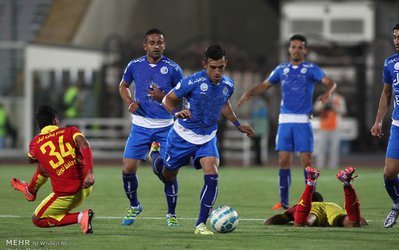 احتمال شکایت برند چینی؛ استقلالی‌ها پیراهن‌شان را دستکاری کردند