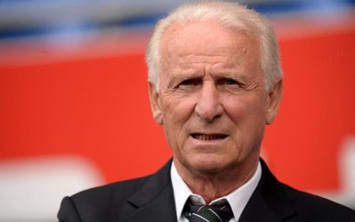 تراپاتونی سرمربی سنگال می شود؟