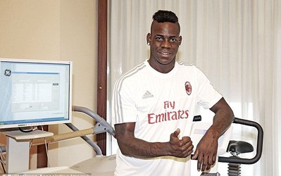 باجو: بالوتلی از بهترین‌ بازیکنان فوتبال است