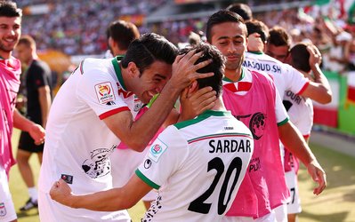 جام ملت‌های آسیا ۲۰۱۵ | ایران ۱ - عراق ۰ در نیمه اول / سردار گل زد پولادی اخراج شد