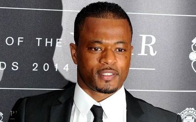 سارقان به همسر اورا دستبرد زدند