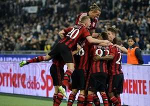 شادی بازیکنان میلان