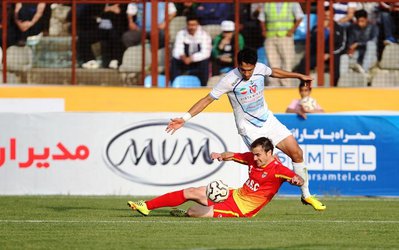 لیگ برتر | ملوان 1 - نفت مسجدسلیمان 0 / پرواز قو با فرزاد
