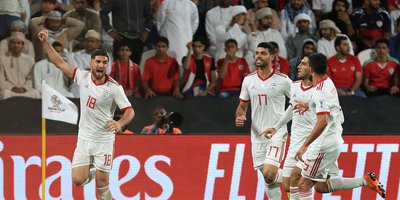 صحنه‌های حساس و گل‌های بازی ایران 2 - عمان 0