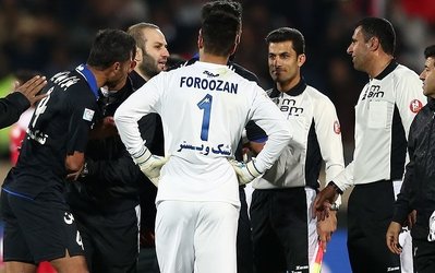 اقدام عجیب سایت باشگاه استقلال پس از شکست مقابل پرسپولیس: با کمک جهانبازی بازی را بردند!