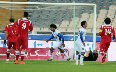 لیگ برتر | پرسپولیس 2 - گسترش 2 / توقف پرسپولیس با شاهکار سوشا و اومانیا