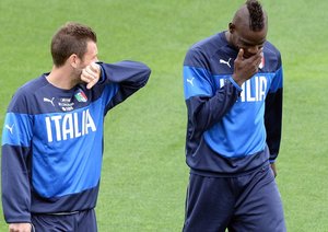 آنتونیو کاسانو - بالوتلی