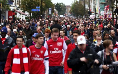 تظاهرات هواداران آرسنال به نقل و انتقالات ضعیف تابستانی