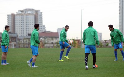 پروژه پرسپولیسی شدن بمب بزرگ و محبوب کلید خورد؛ برانکو مخالف است دژاگه نگران کی‌روش