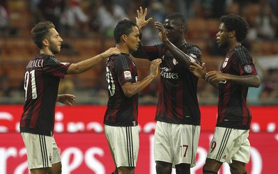 دوستانه | رگنسبورگ 3 - بایرن 1 / مانتوا 2 - میلان 3 / پای بالوتلی به گل باز شد