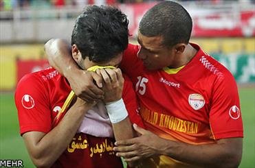 فولاد به رحمتی باخت نه استقلال