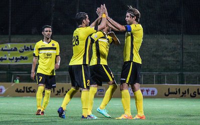 خوروش: داربی اصفهان همیشه جذاب‌تر از داربی تهران بوده است / نويدكيا را نداريم!