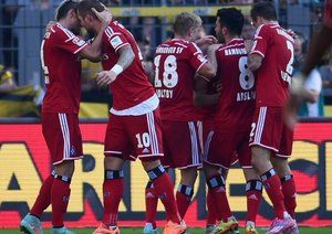 شادمانی بازیکنان هامبورگ|دورتموند 0-1 هامبورگ / بوندسلیگا