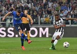 یانیک فریرا کاراسکو - پاتریس اورا