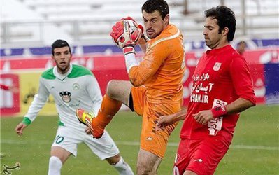 نصرتی: هر مربی به تراکتورسازی بیاید زیر سایه تونی قرار می‌گیرد