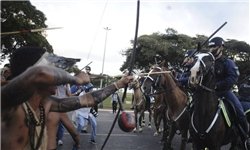 اعتراض بومیان برزیلی به برگزاری جام جهانی