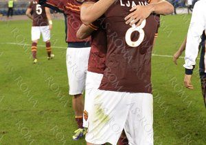 رم 1-0 کیه وو / هفته ی دهم|رم در غیاب فرانچسکو توتو یک بر صفر کیه وو را از پیش رو برداشت.