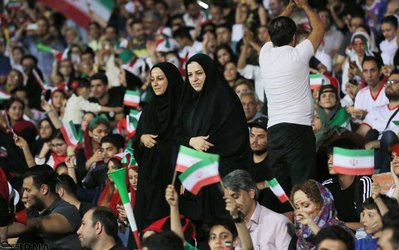 پخش بازی‌های نیمه‌نهایی جام جهانی در ورزشگاه آزادی