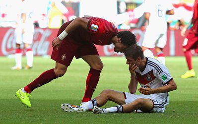 په‌‌په یک جلسه محروم شد