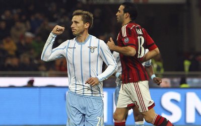 جام حذفی ایتالیا | میلان 0 - لاتزیو 1 / دومین شکست در یک هفته از لاتزیو / روسونری از جام حذفی هم کنار رفت تا اینزاگی در آستانه برکناری قرار گیرد + چیدمان دو تیم، ویدئو بازی و گزارش تصویری