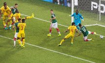 گل صحیح تیم فوتبال مکزیک به کامرون در نیمه اول که توسط داور مسابقه آفساید گرفته شد