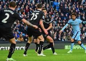 داوید سیلوا|منچستر سیتی 2 - 2 بِرنلی / لیگ جزیره