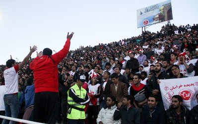 10 دستگاه اتوبوس هواداران تیم خراسانی را به تهران می‌آورد